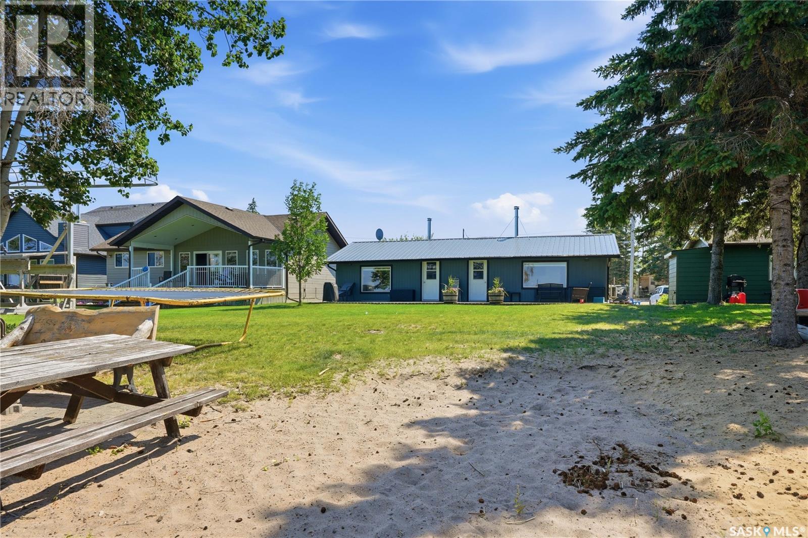 7 Mathews CRESCENT - 59