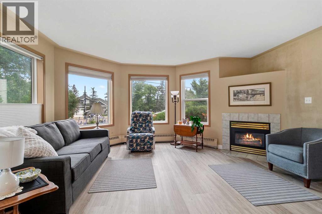 #105 5435 Lakeshore Dr, - 4