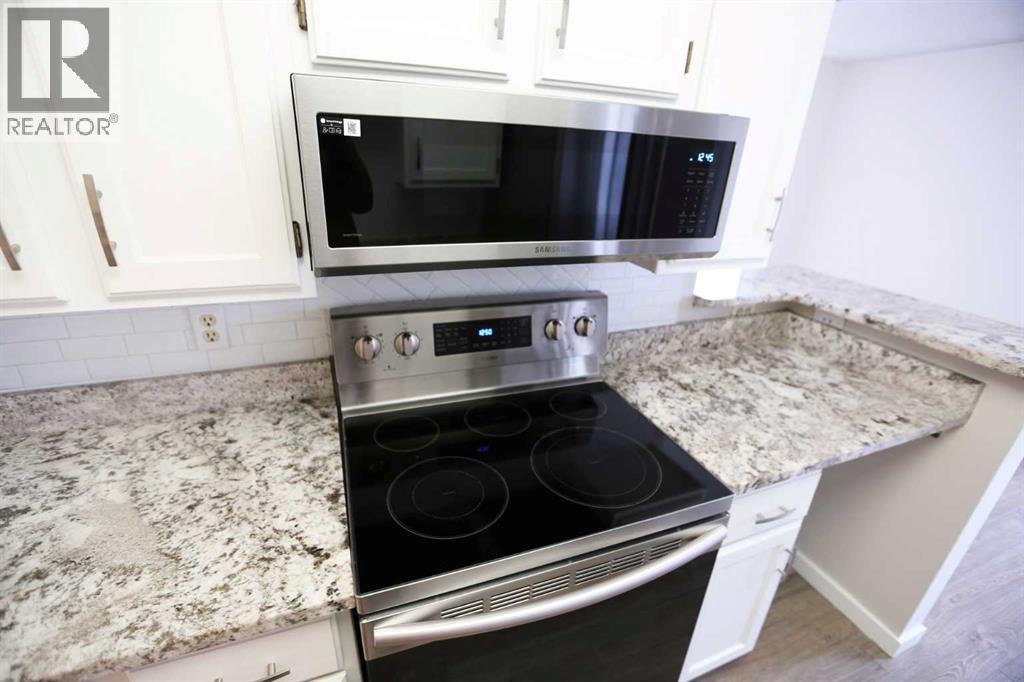 #913 8604 48 Avenue NW - 13
