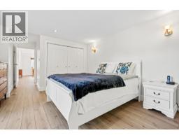 1216 Pinewood Crescent, North Vancouver, BC V7P1E9 Photo 18
