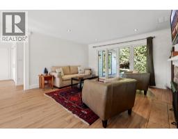 1216 Pinewood Crescent, North Vancouver, BC V7P1E9 Photo 13