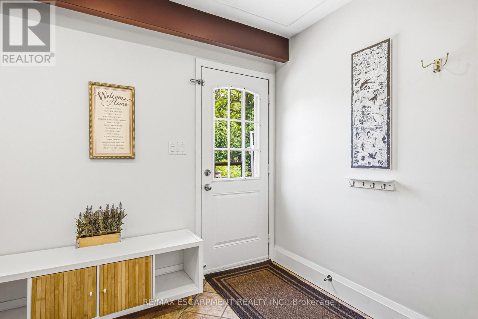 364 FENNELL AVENUE W - Image 35