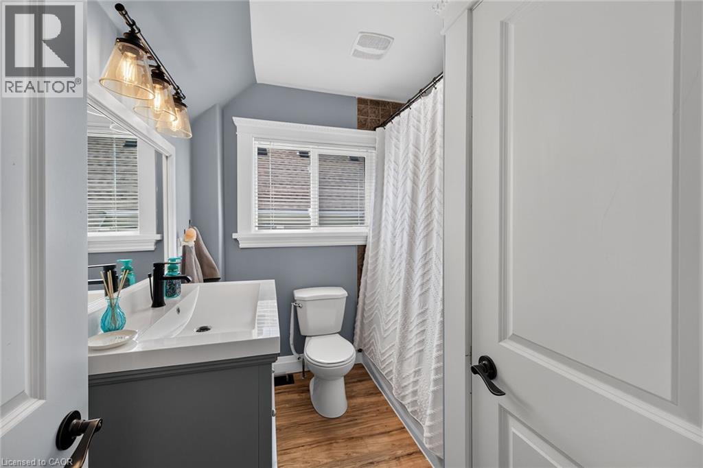109 HODGKINS Avenue - 30