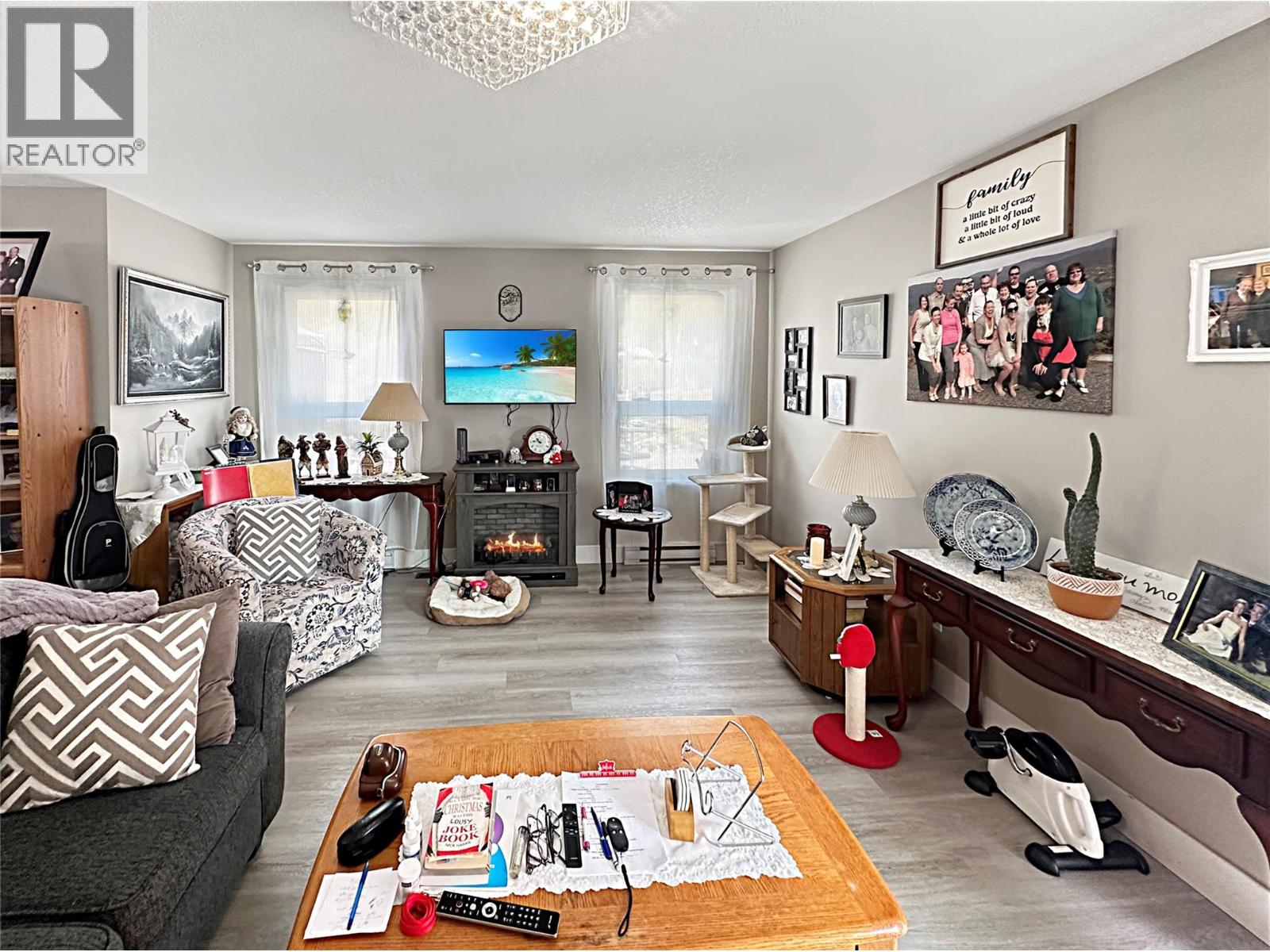 175 DOLLIE Street - 9