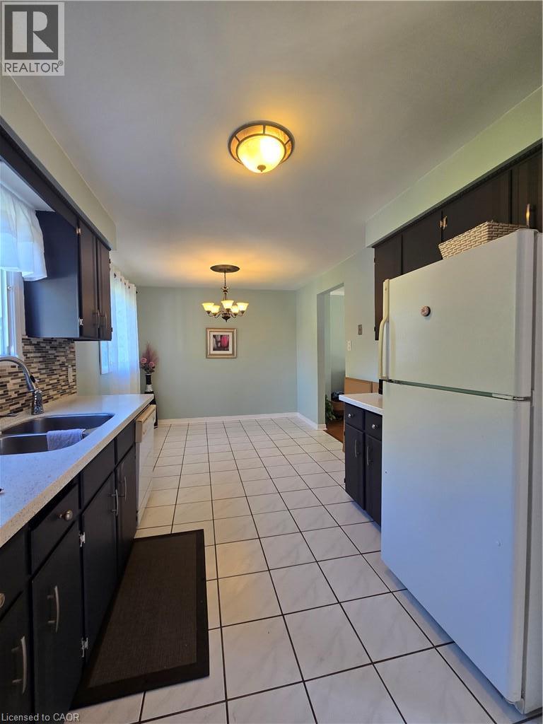 59 S CHALMERS Street S - 10