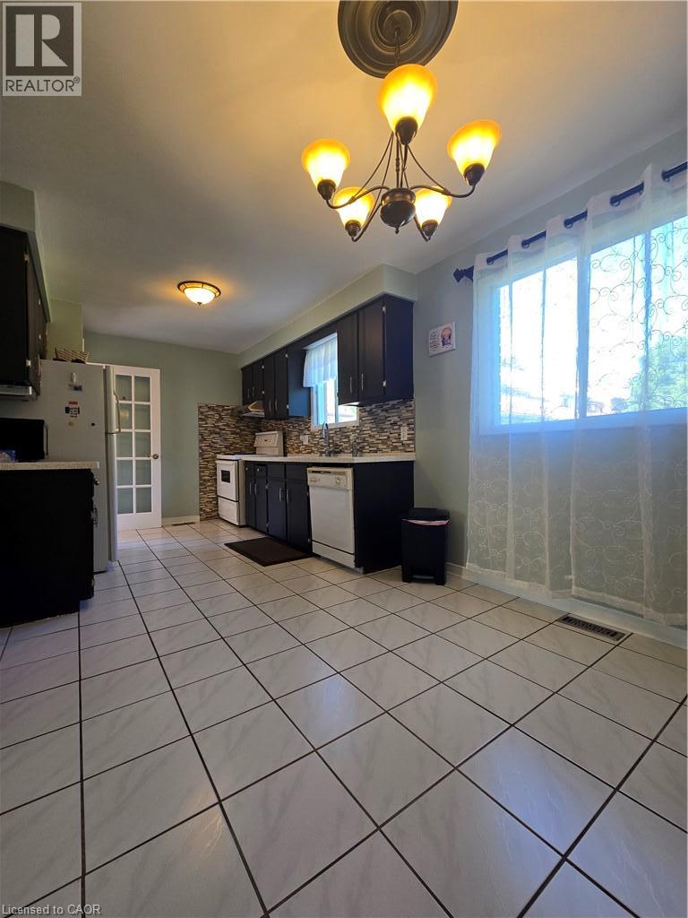59 S CHALMERS Street S - Image 12