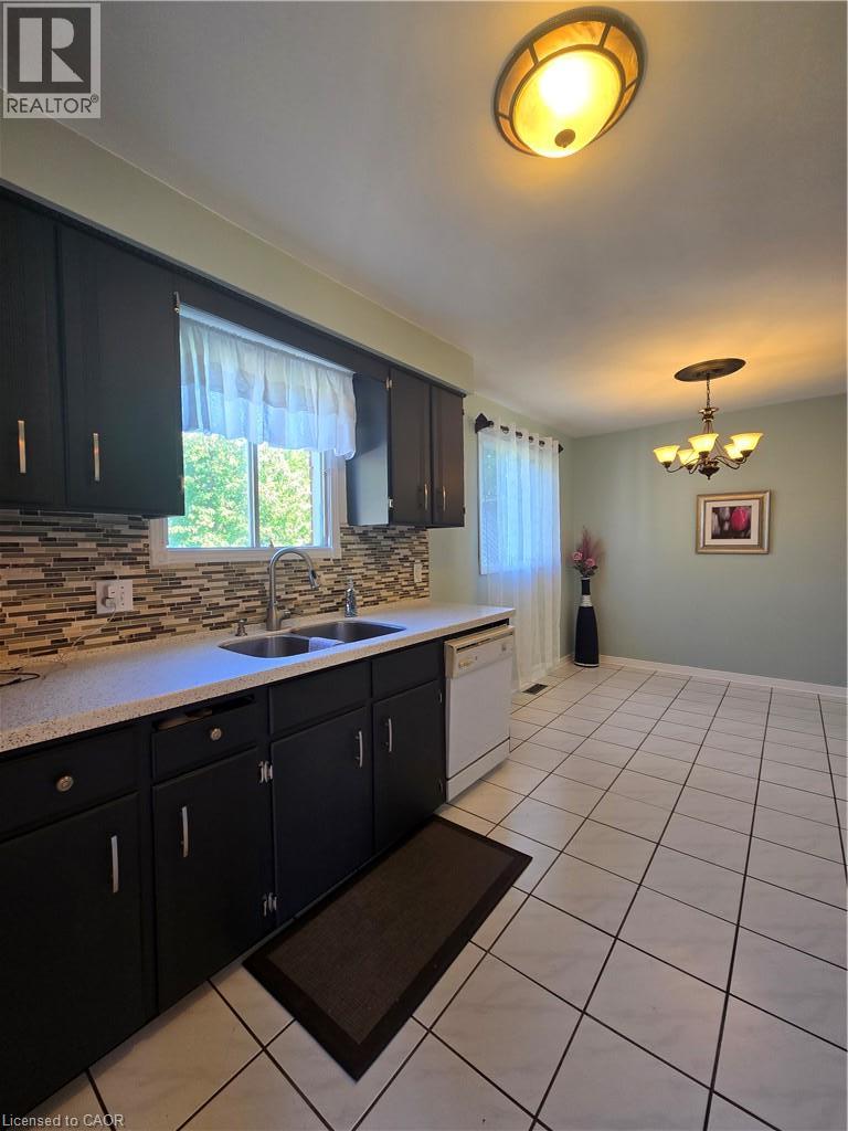 59 S CHALMERS Street S - Image 11