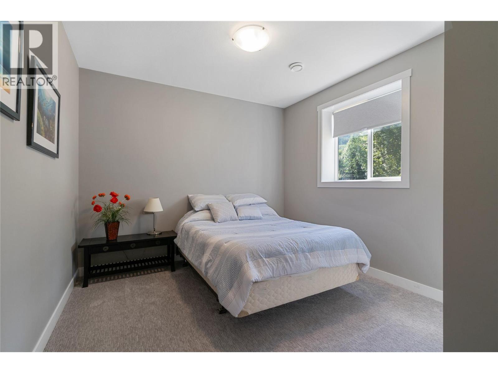 37 1791 10 Street Southwest, Salmon Arm