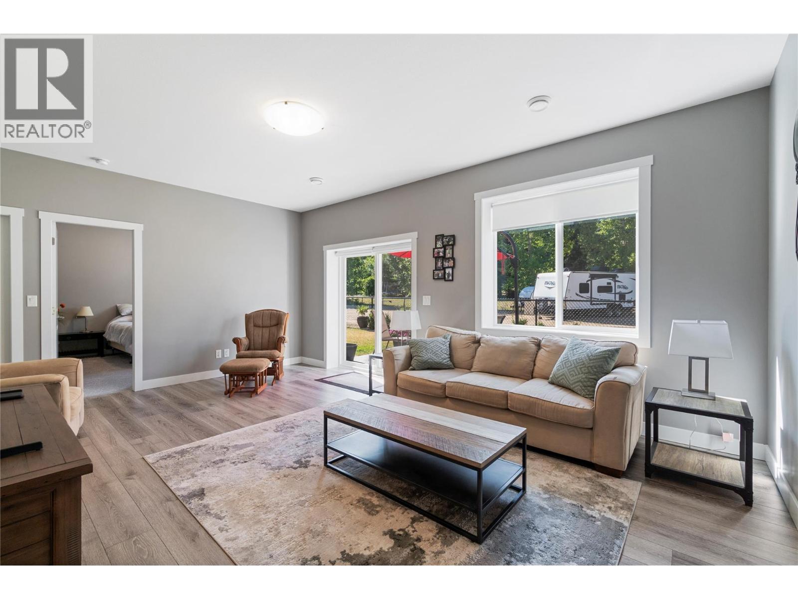 #37 1791 10 Street SW - 28