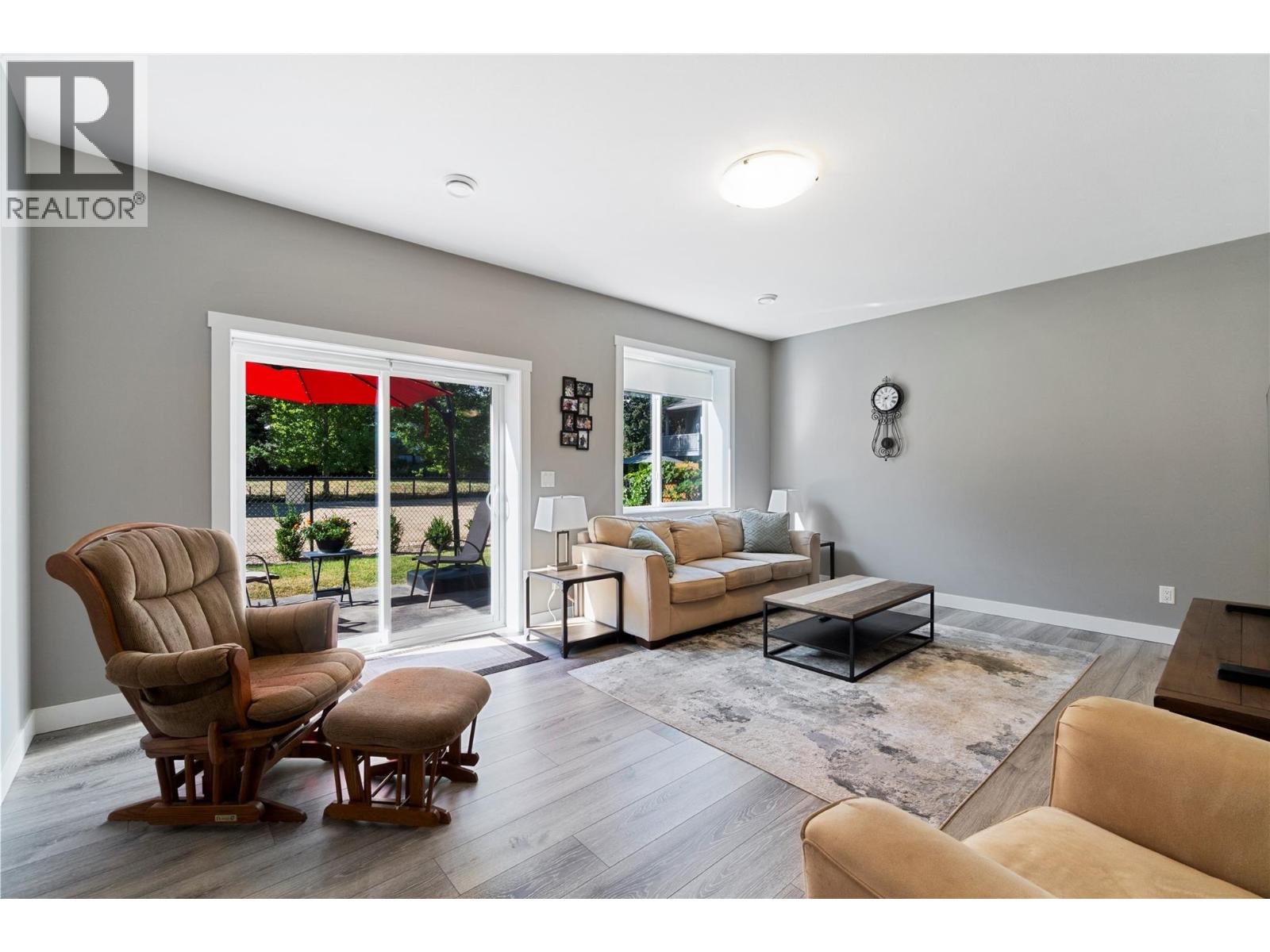37 1791 10 Street Southwest, Salmon Arm