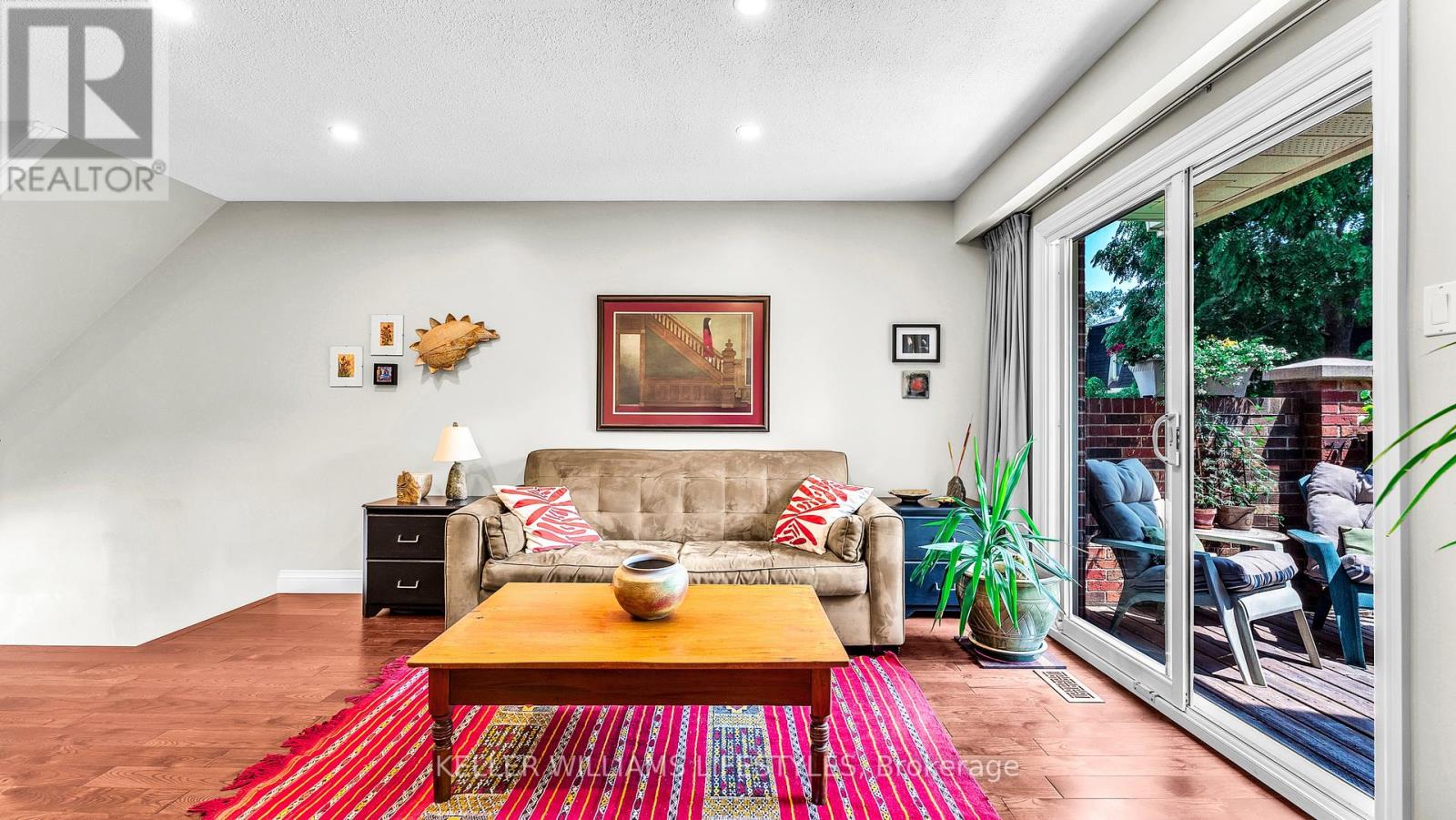 #72 900 POND VIEW ROAD - Image 9
