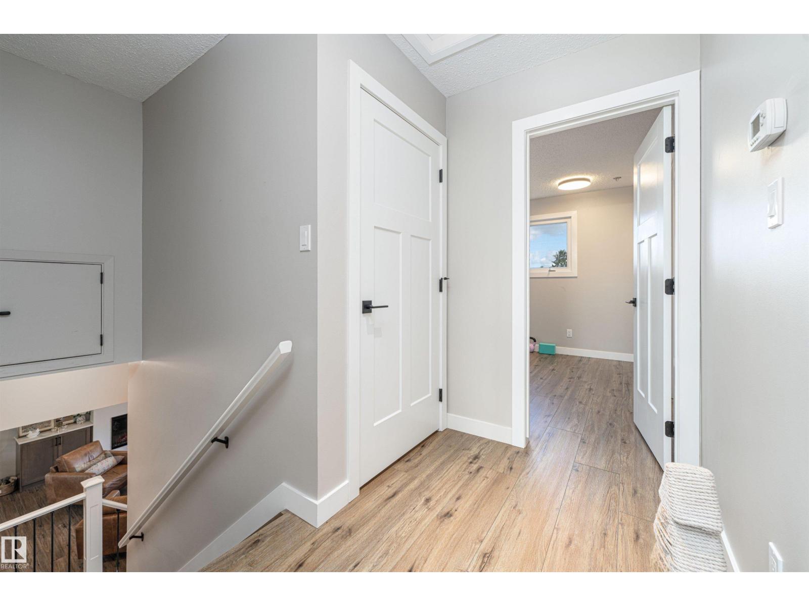 79 WOODSTOCK DR - 27