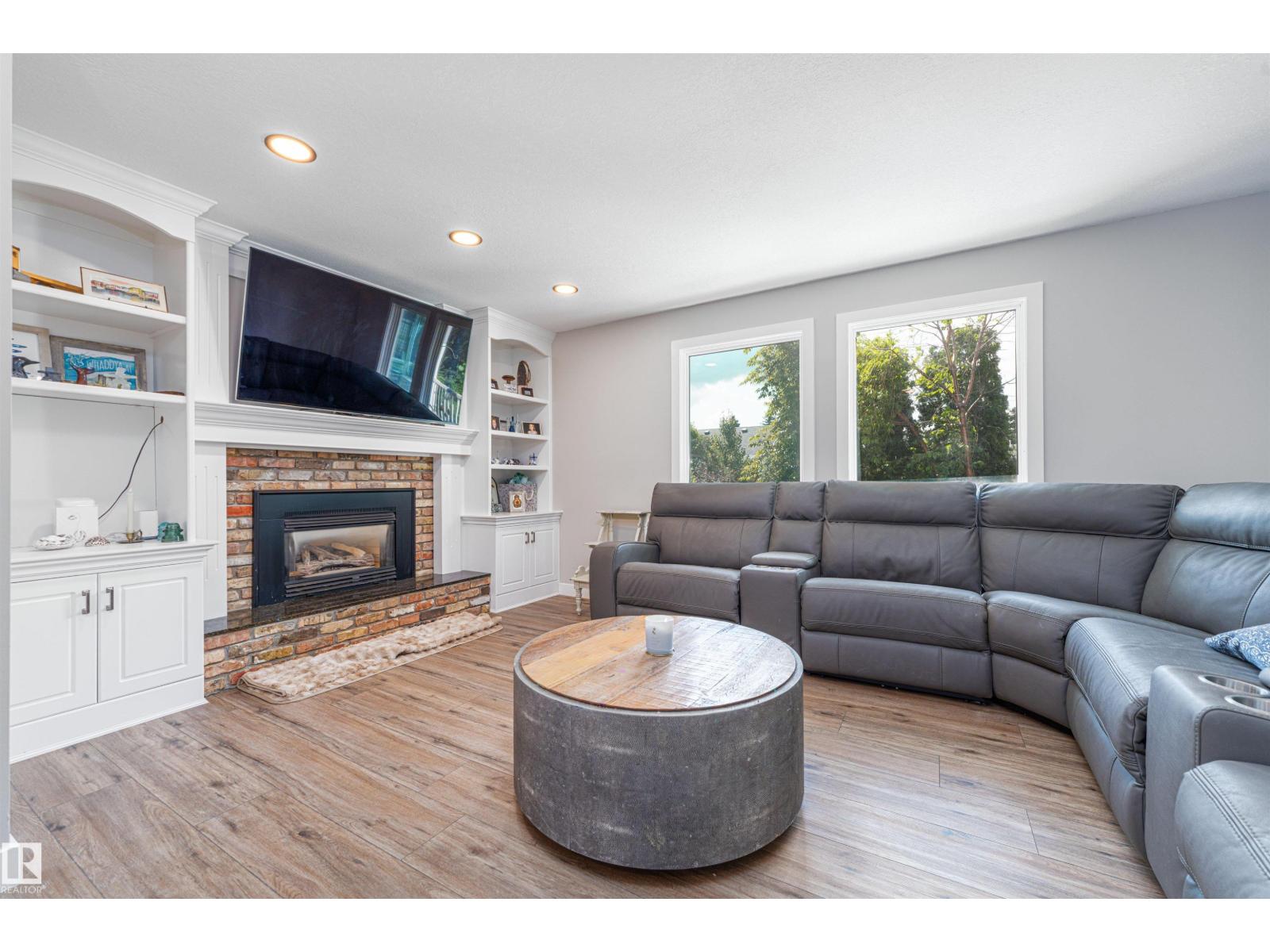 79 WOODSTOCK DR - 22