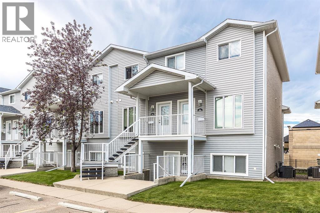 328 Northlands Pointe NE - 2