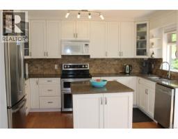 Living room - 6386 Highwood Dr, Duncan, BC V9L5R3 Photo 10