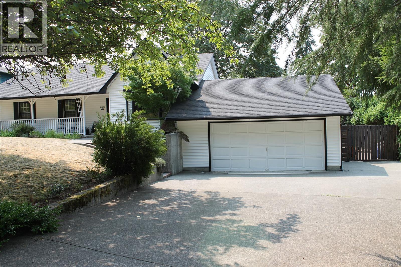 6386 Highwood Dr - Image 3