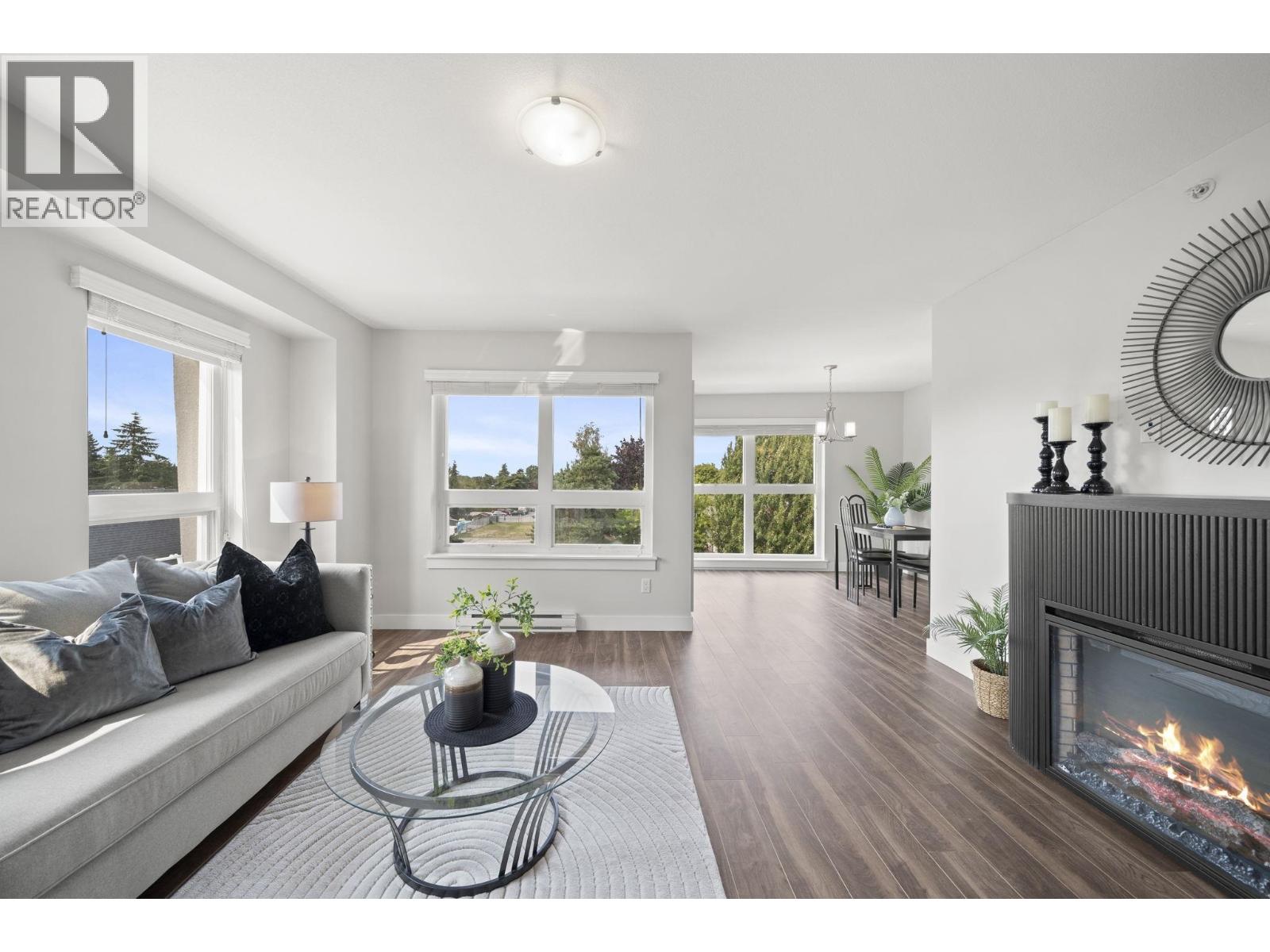 #306-4815 55B Street, Delta