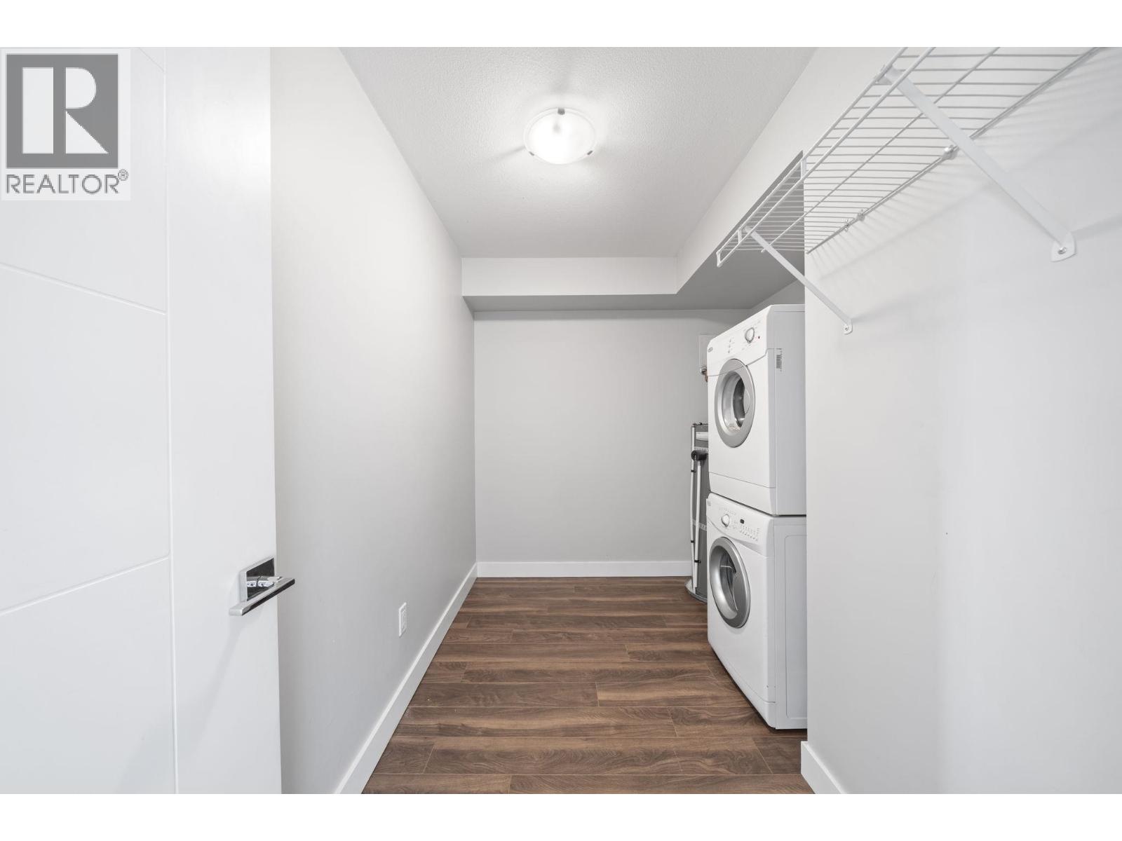 #306-4815 55B Street, Delta