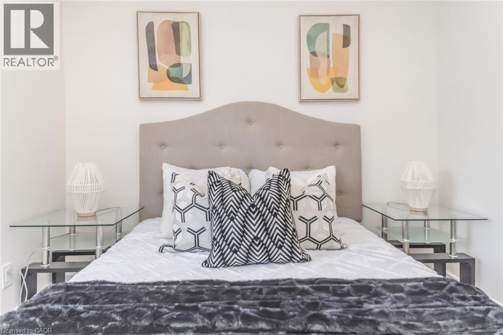 40 GLENDALE Avenue N - Image 32