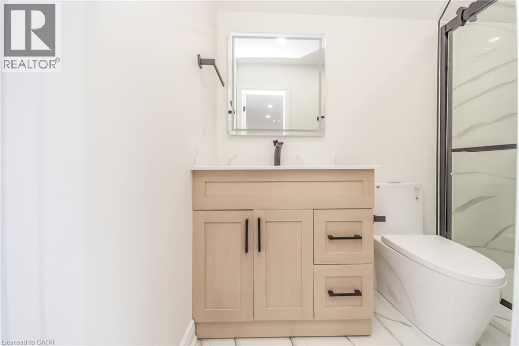40 GLENDALE Avenue N - Image 34