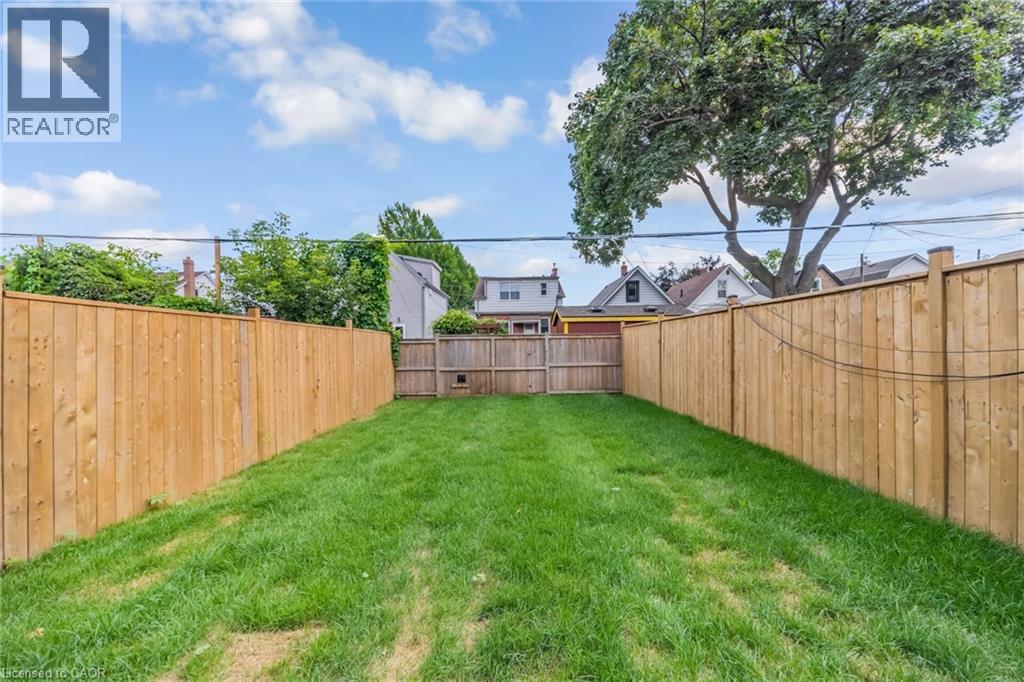 40 GLENDALE Avenue N - Image 45