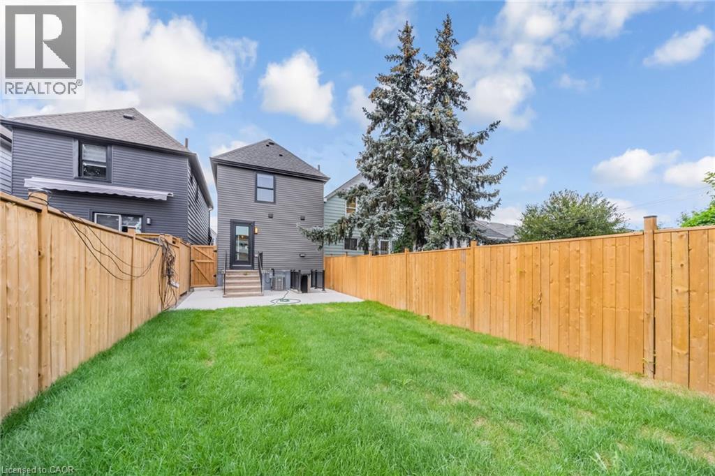 40 GLENDALE Avenue N - Image 48