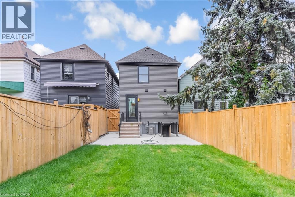 40 GLENDALE Avenue N - 50