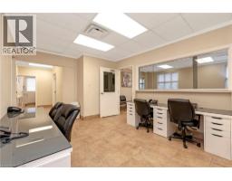 574 Upper James Street, Hamilton, ON L9C2Y6 Photo 11