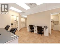 574 Upper James Street, Hamilton, ON L9C2Y6 Photo 9