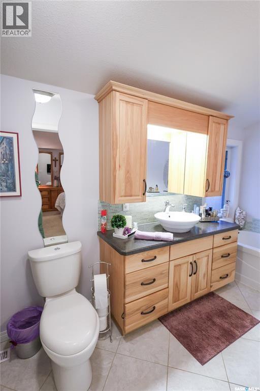 318 Neis DRIVE - Image 21