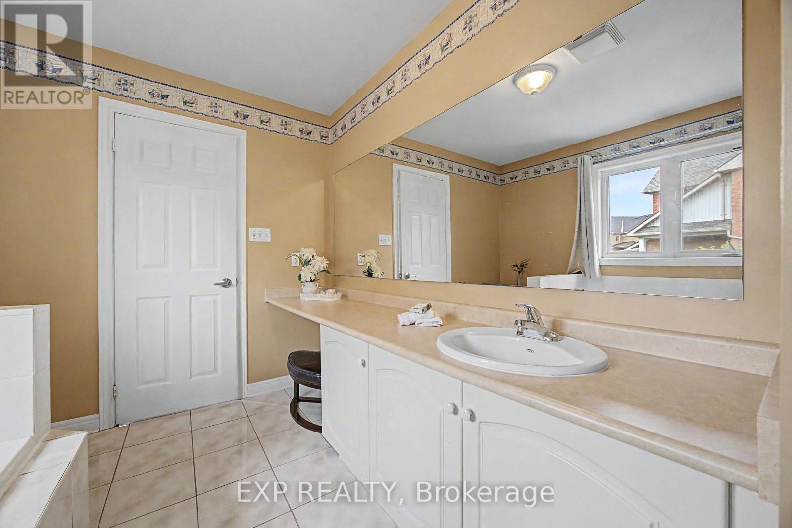 7269 LANTERN FLY HOLLOW - Image 22