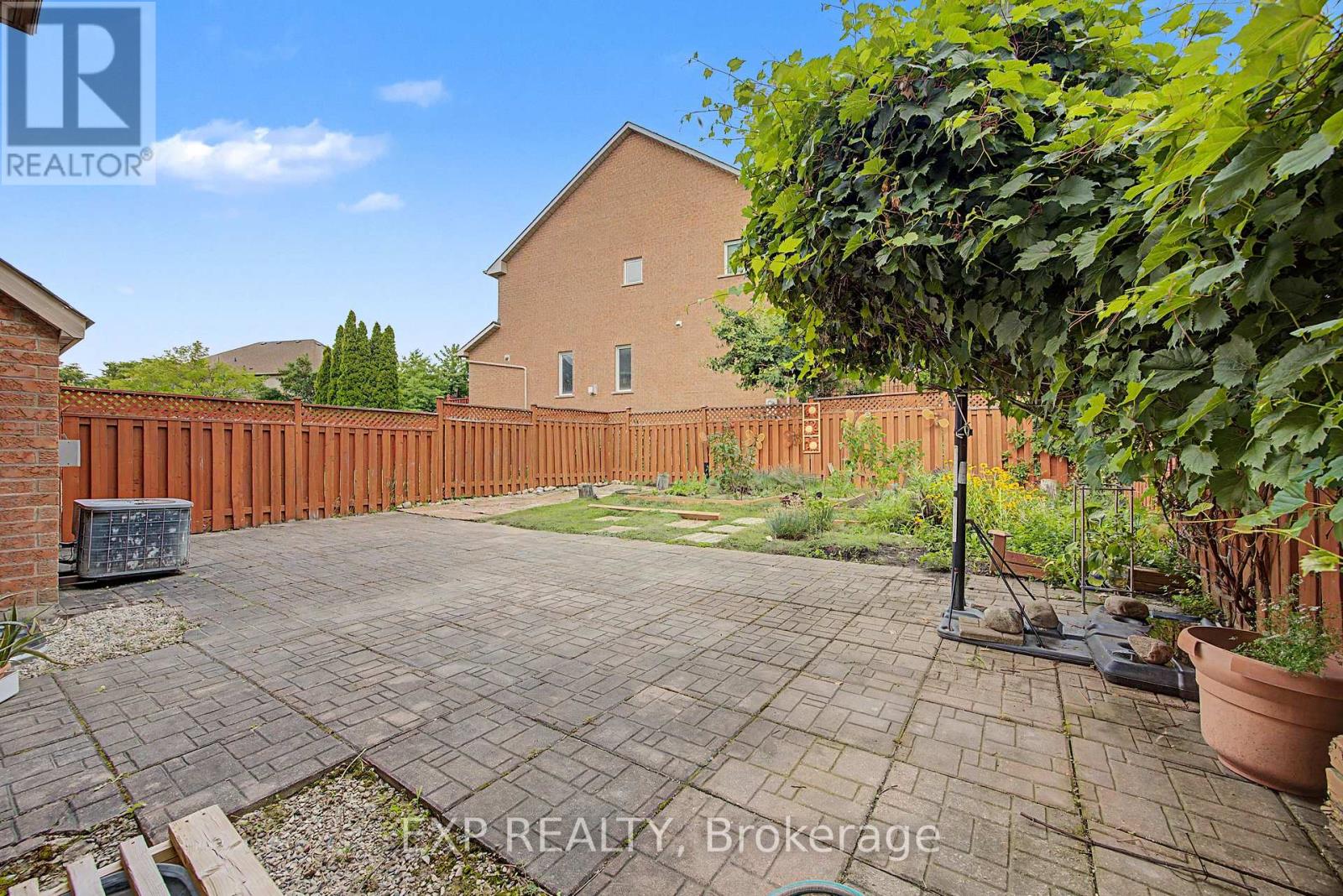 7269 LANTERN FLY HOLLOW - Image 30