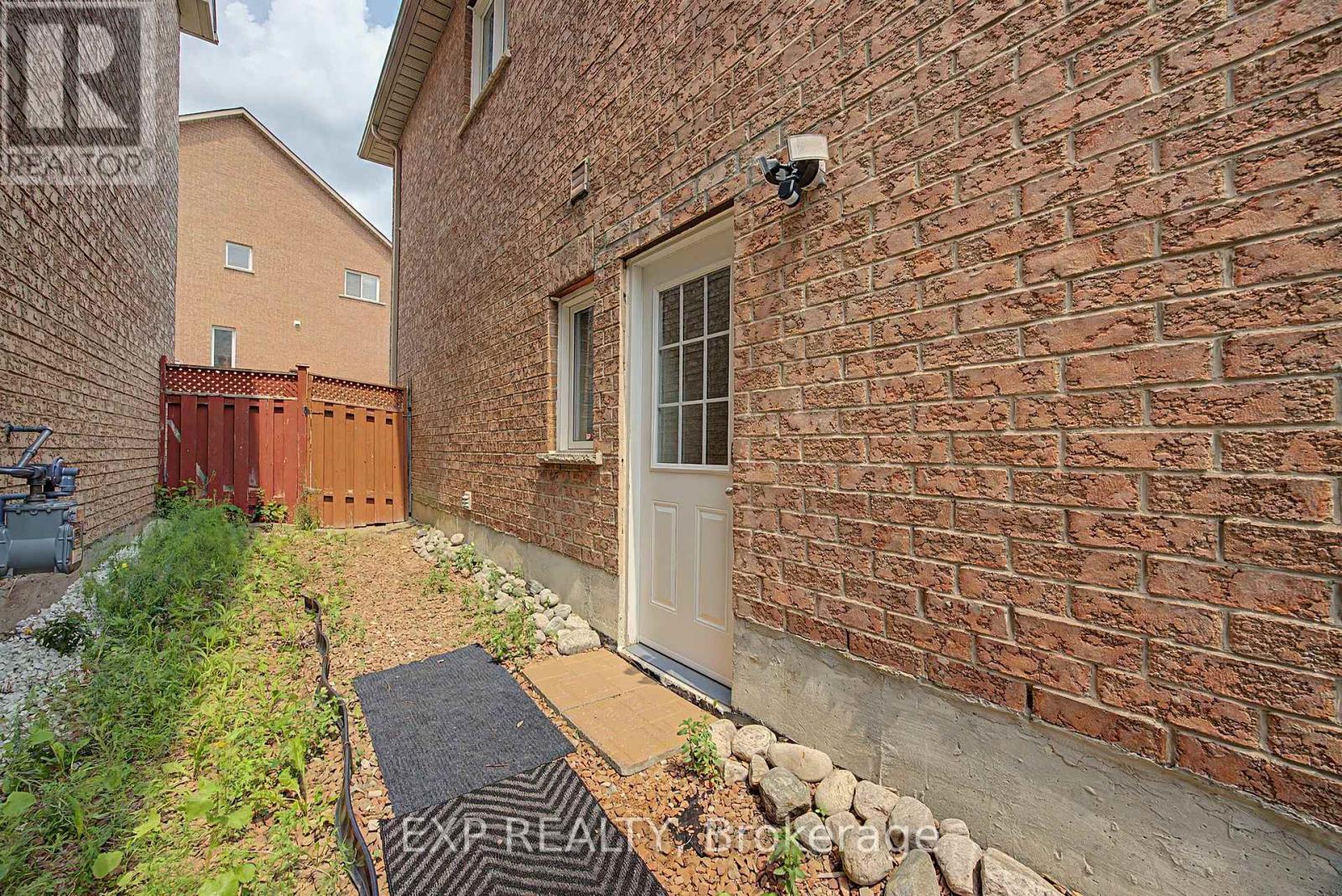 7269 LANTERN FLY HOLLOW - Image 42