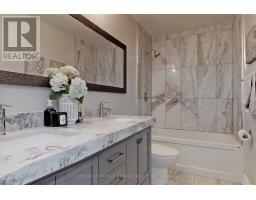 Main - 107 Spenvalley Drive, Toronto, ON M3L1Z4 Photo 16