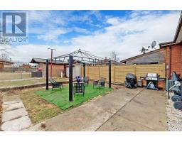 Main - 107 Spenvalley Drive, Toronto, ON M3L1Z4 Photo 18