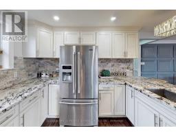Main - 107 Spenvalley Drive, Toronto, ON M3L1Z4 Photo 7