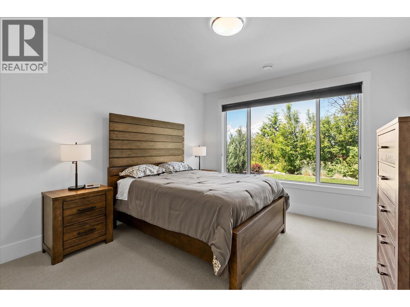 185 Diamond Way - 34