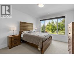 185 Diamond Way, Vernon, BC V1H0A2 Photo 34