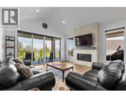 Bedroom - 185 Diamond Way, Vernon, BC V1H0A2 Photo 15