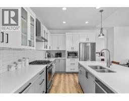 Primary Bedroom - 185 Diamond Way, Vernon, BC V1H0A2 Photo 10