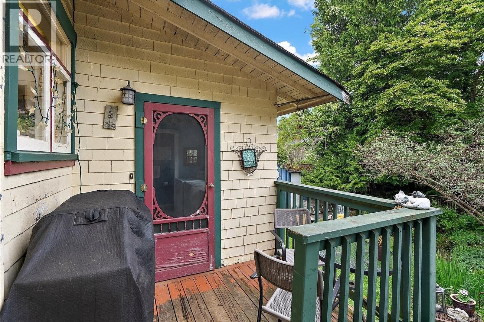62 Obed Ave - 15