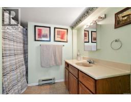 62 Obed Ave, Saanich, BC V9A1H9 Photo 25