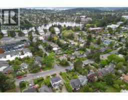 62 Obed Ave, Saanich, BC V9A1H9 Photo 28