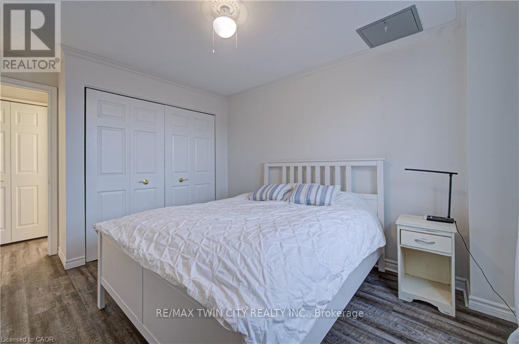 #202 793 COLBORNE STREET - 11