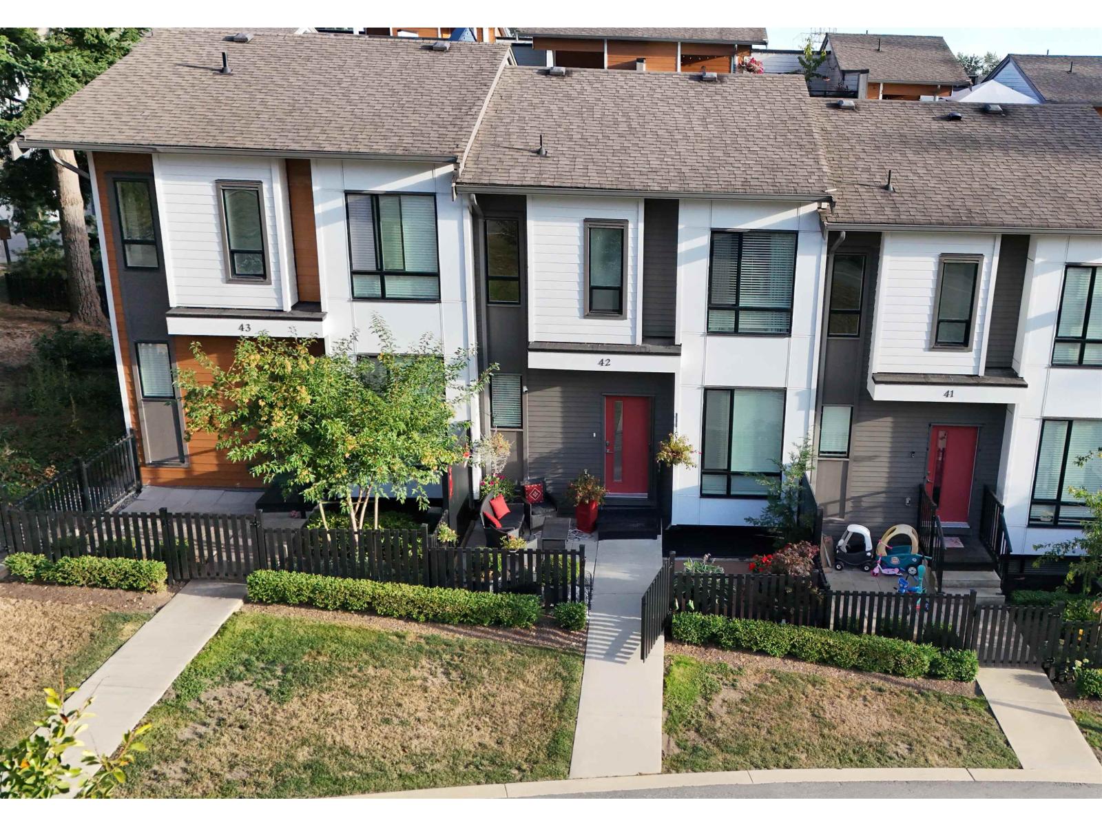 42 16433 19 AVENUE, White Rock