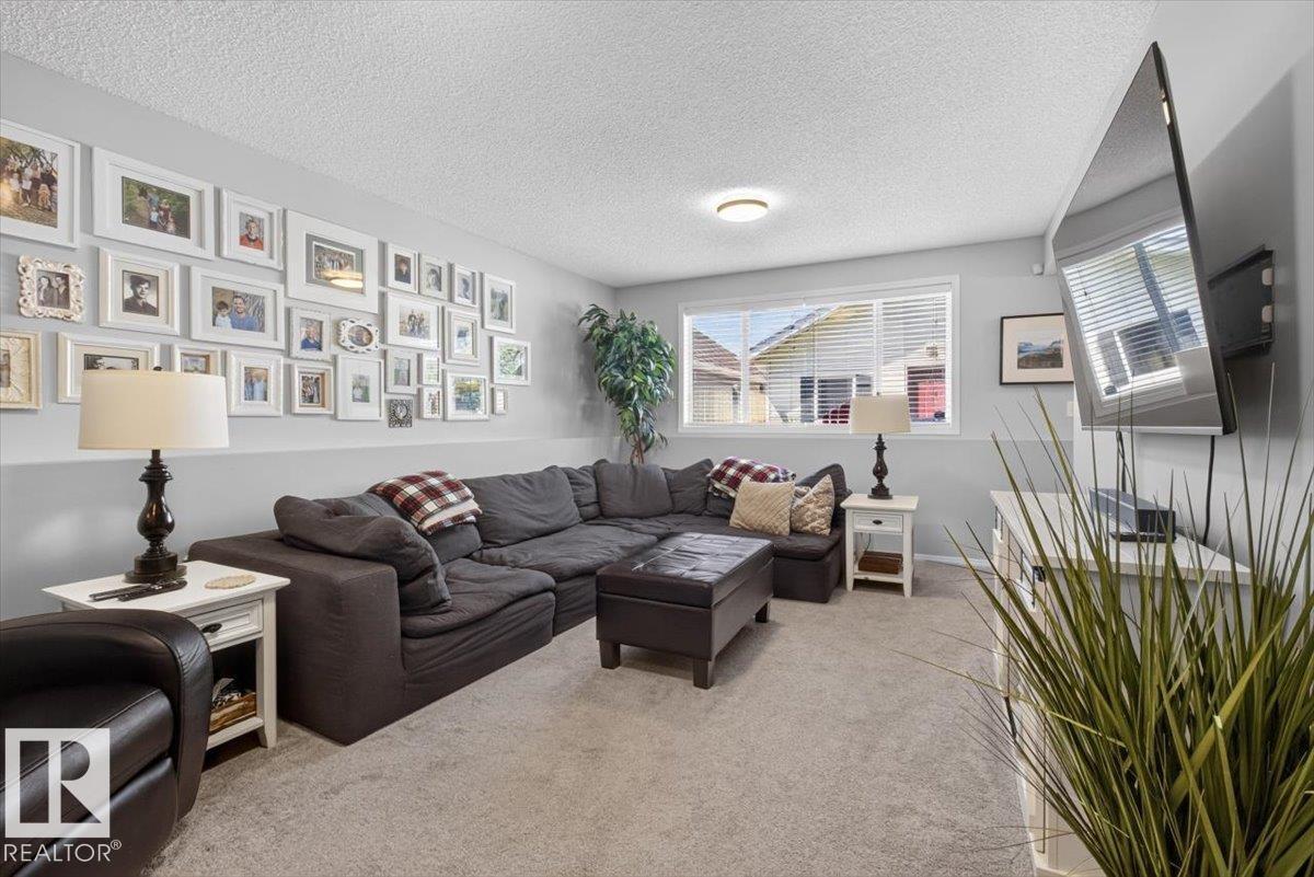 1012 79 ST SW - 22