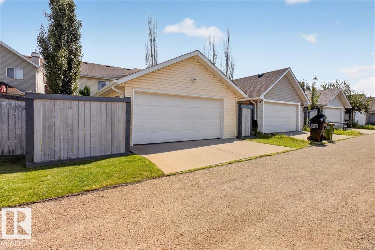 1012 79 ST SW - 33