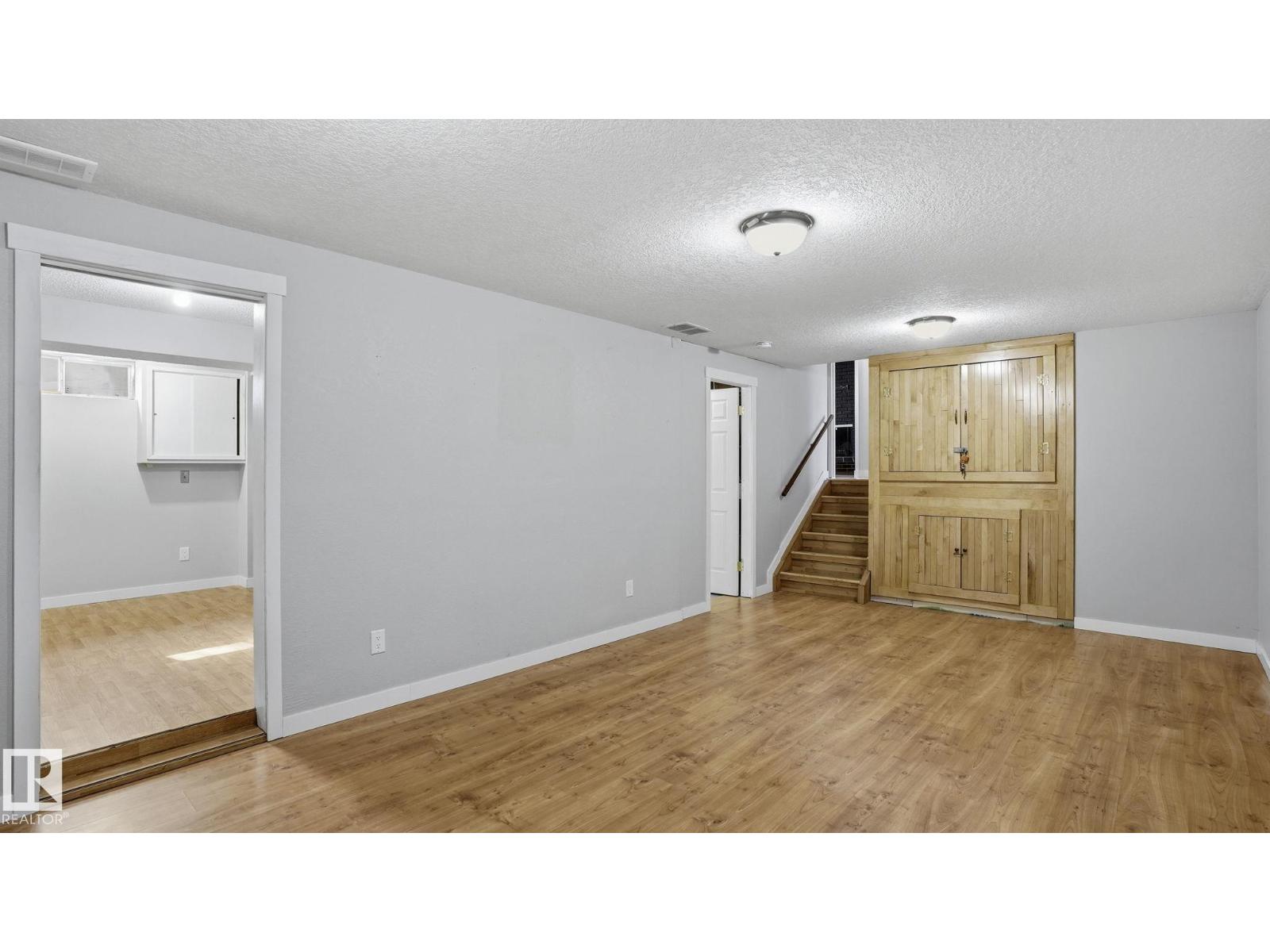 7 BEECHMONT AV - 21