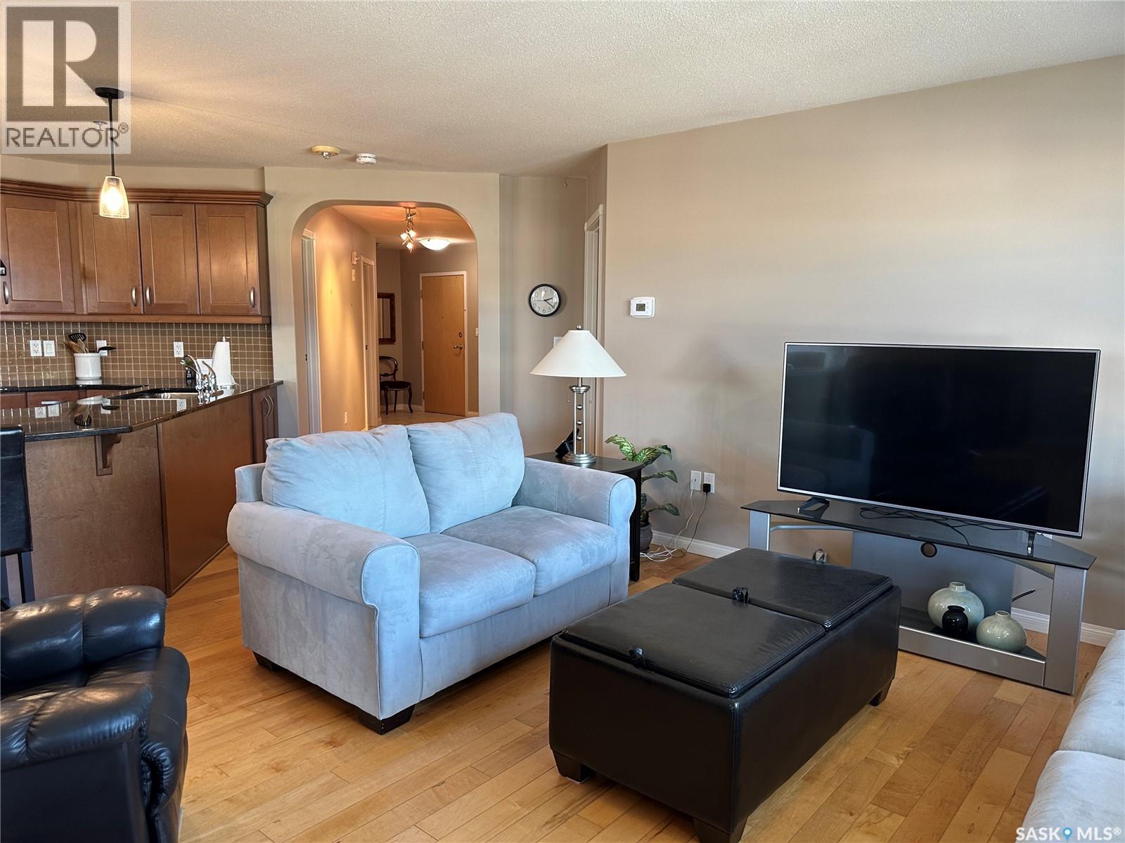 #205 75 Souris AVENUE - 8