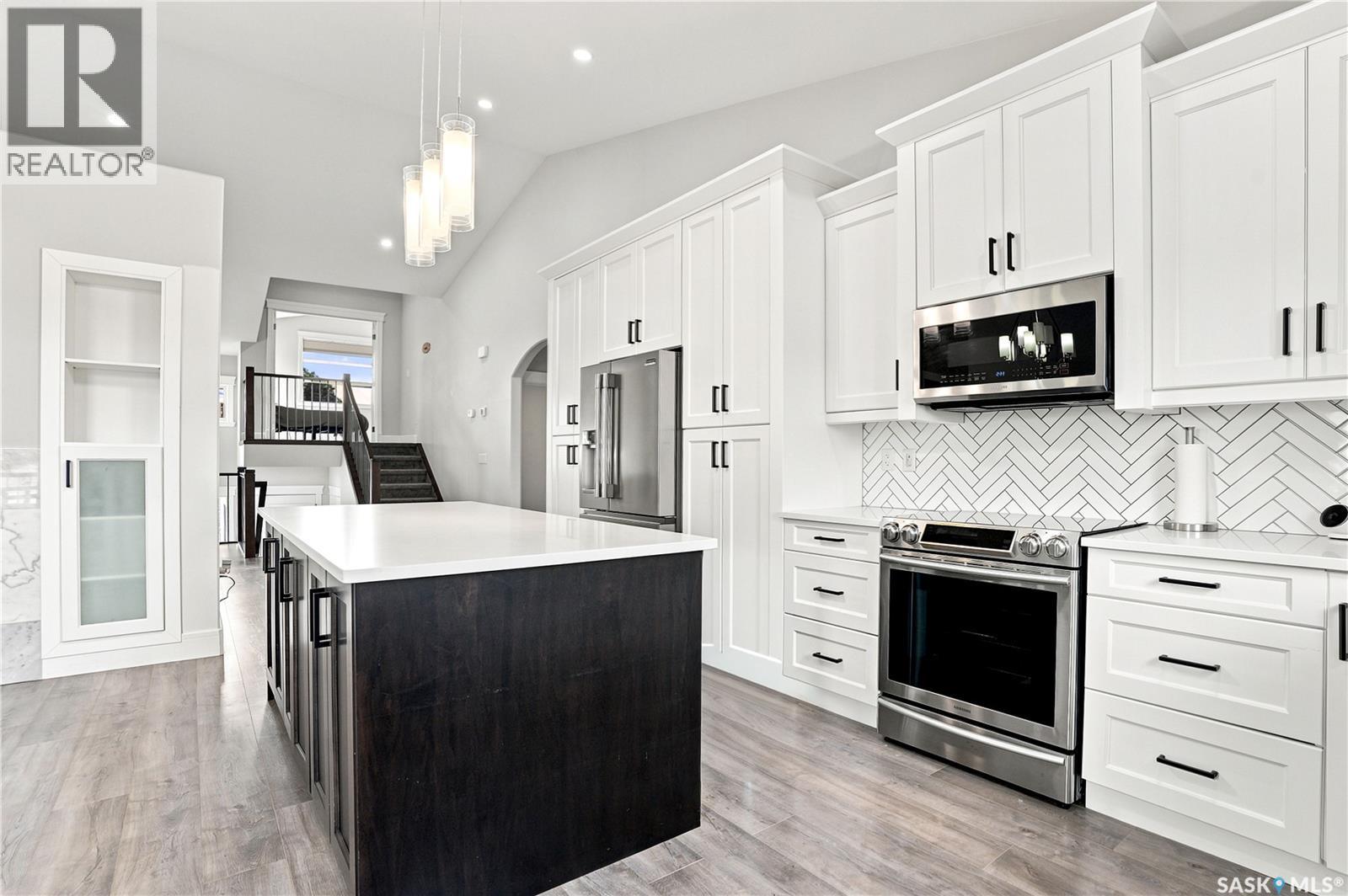 670 Fast CRESCENT - Image 15